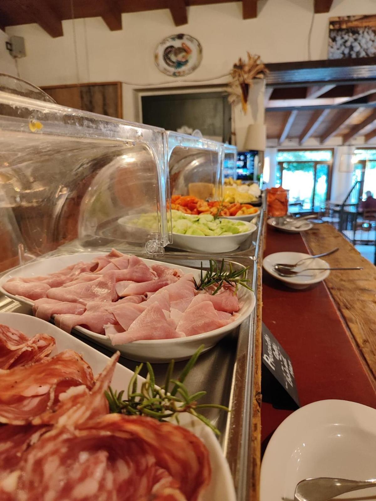Вилла La Vineria Di San Mattia Верона Экстерьер фото